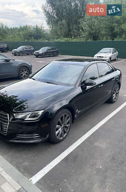 Седан Audi A4 2016 в 