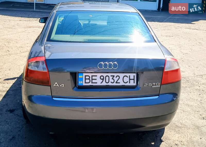 Седан Audi A4 2001 в Первомайске