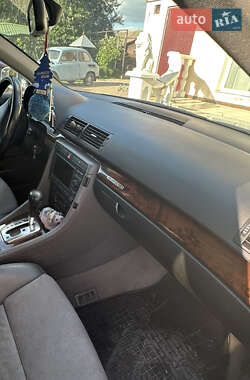 Универсал Audi A4 2002 в 