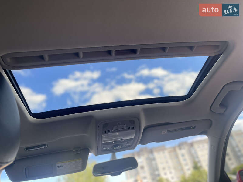 Седан Audi A4 2013 в Львове