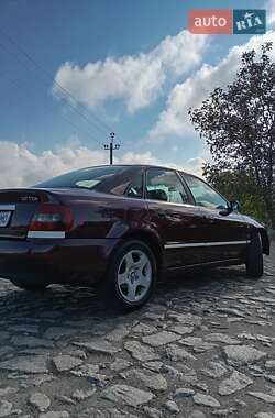 Седан Audi A4 1995 в 