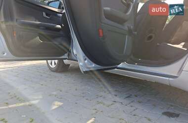 Универсал Audi A4 2004 в 