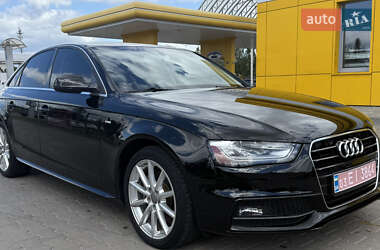 Седан Audi A4 2015 в 