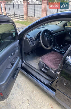 Седан Audi A4 2003 в 