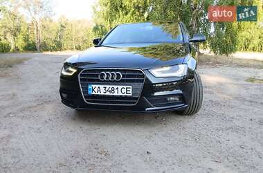 Седан Audi A4 2012 в Лебедине