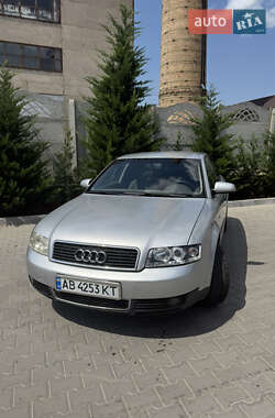 Седан Audi A4 2002 в Могилев-Подольске