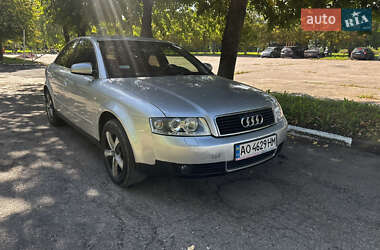 Седан Audi A4 2001 в 