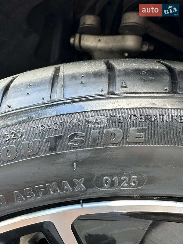 Седан Audi A4 2016 в Полтаве