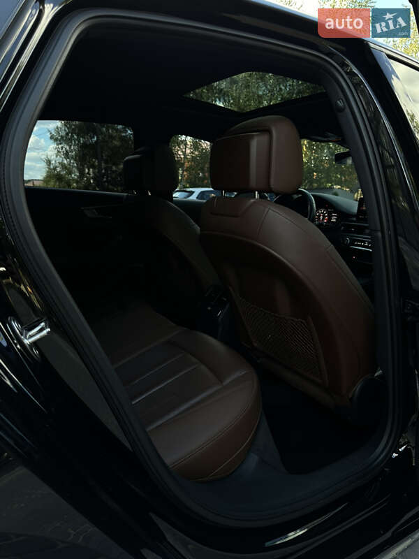 Седан Audi A4 2016 в Полтаве