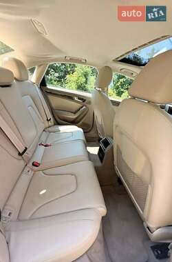 Седан Audi A4 2011 в 