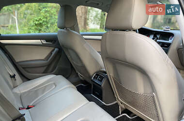 Седан Audi A4 2010 в 