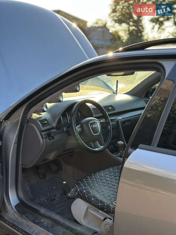 Универсал Audi A4 2003 в Киеве