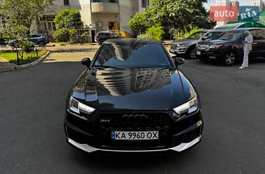 Седан Audi A4 2018 в 