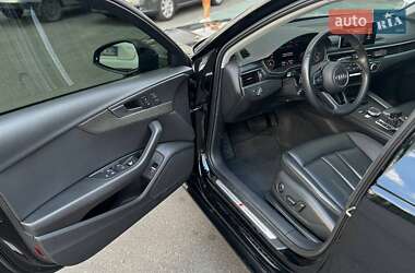 Седан Audi A4 2018 в 