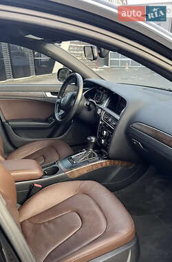 Седан Audi A4 2012 в 