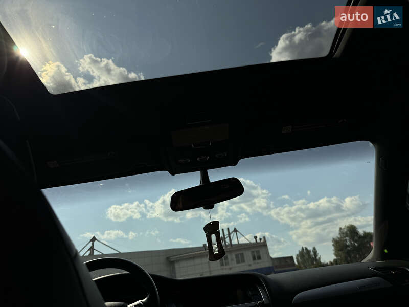 Седан Audi A4 2013 в Кривом Роге