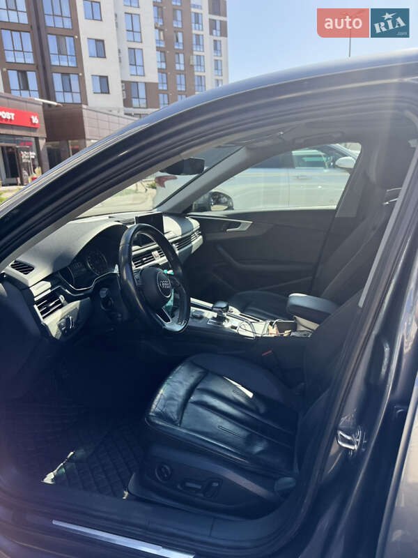 Седан Audi A4 2017 в Одессе