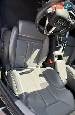 Универсал Audi A4 2018 в 