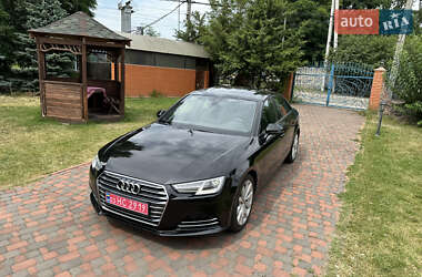 Седан Audi A4 2017 в 
