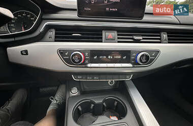 Седан Audi A4 2017 в 