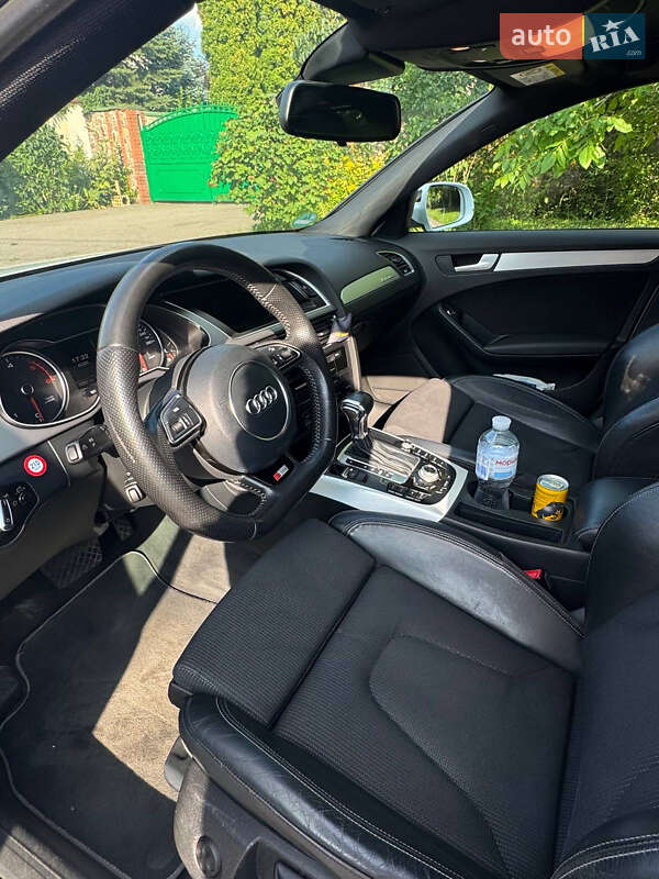 Седан Audi A4 2014 в Киеве