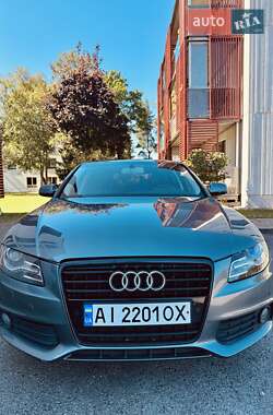 Седан Audi A4 2012 в Киеве