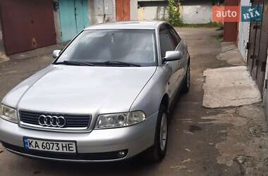 Седан Audi A4 1999 в 