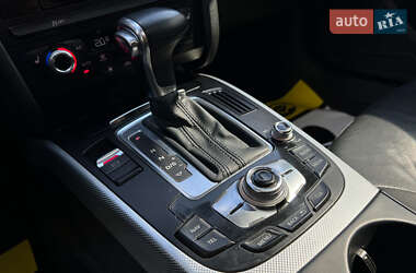 Седан Audi A4 2015 в 