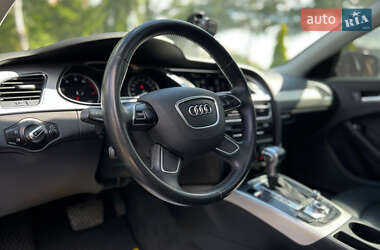 Седан Audi A4 2015 в 