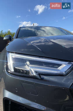 Седан Audi A4 2016 в 