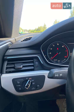 Седан Audi A4 2016 в 
