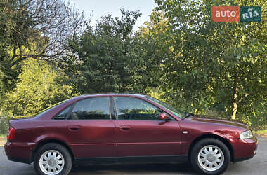 Седан Audi A4 1999 в 
