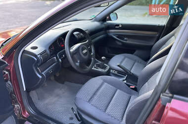 Седан Audi A4 1999 в 