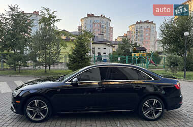 Седан Audi A4 2018 в 