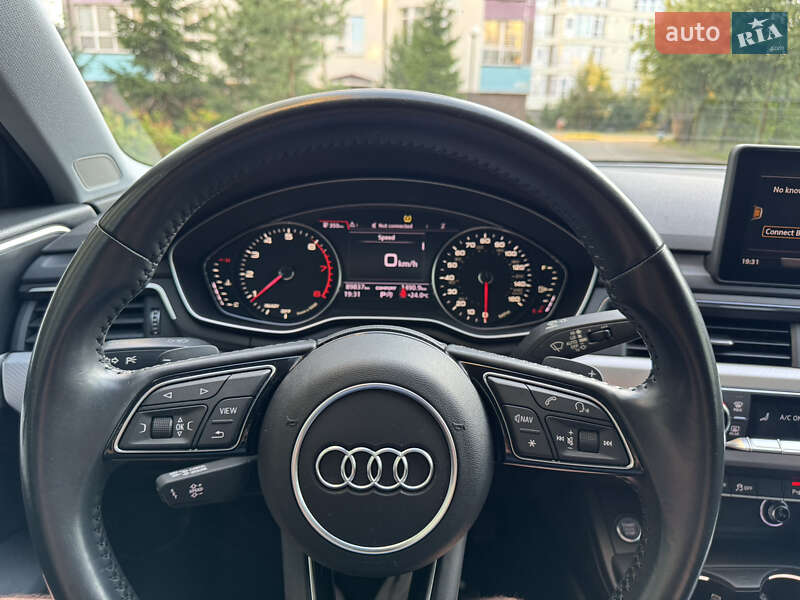 Седан Audi A4 2018 в Ивано-Франковске