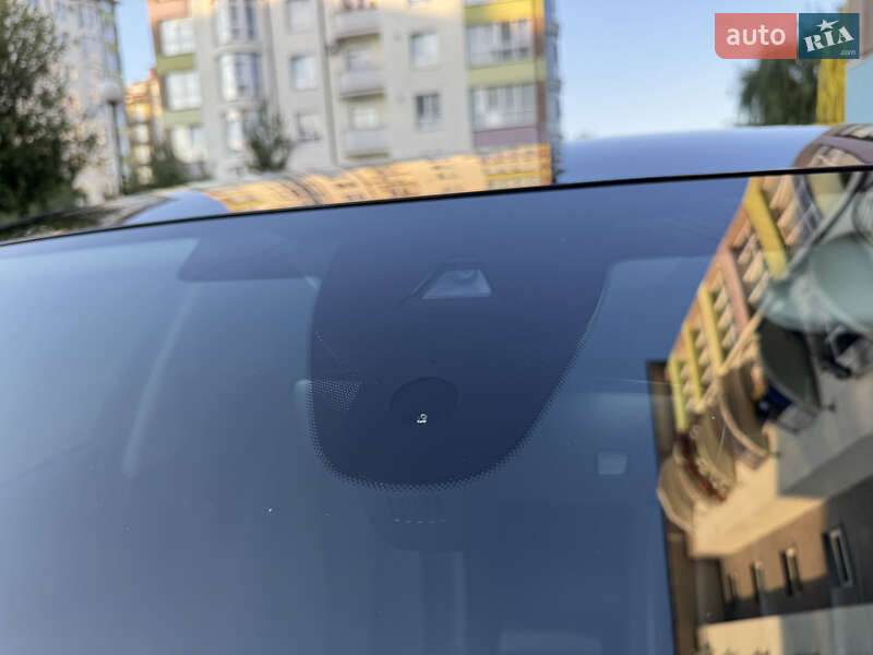 Седан Audi A4 2018 в Ивано-Франковске
