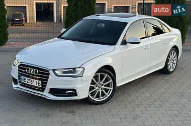 Седан Audi A4 2015 в 