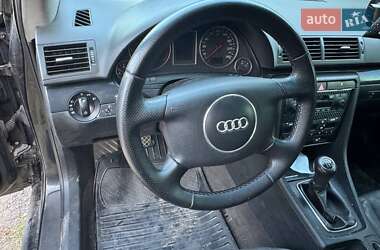 Седан Audi A4 2003 в 