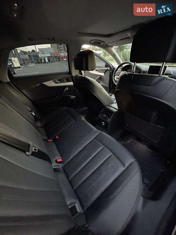 Седан Audi A4 2016 в Хмельницком