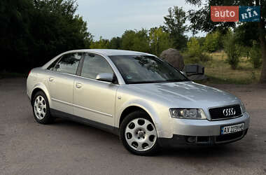 Седан Audi A4 2000 в Лубнах