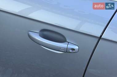 Седан Audi A4 2013 в 