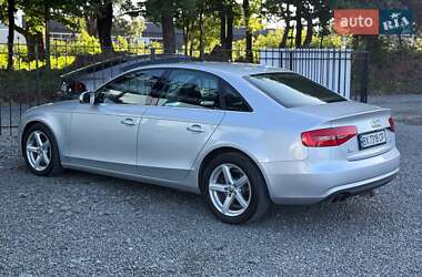 Седан Audi A4 2013 в 