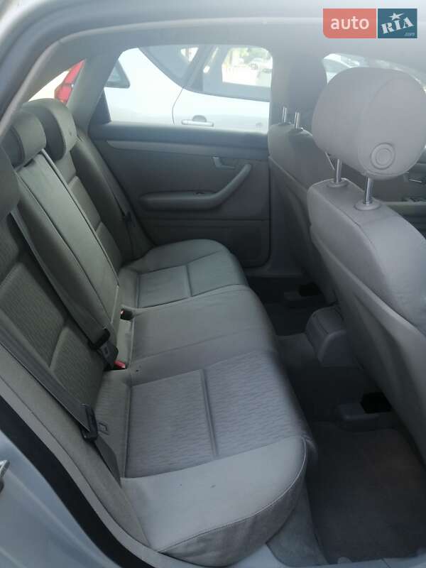 Седан Audi A4 2004 в Одессе