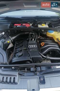 Седан Audi A4 2004 в Одессе
