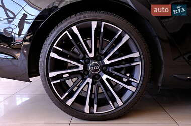 Седан Audi A4 2019 в 