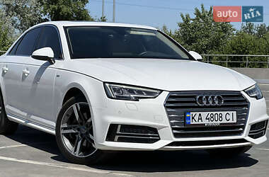 Седан Audi A4 2018 в Львові