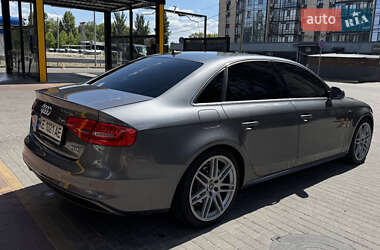Седан Audi A4 2013 в Днепре