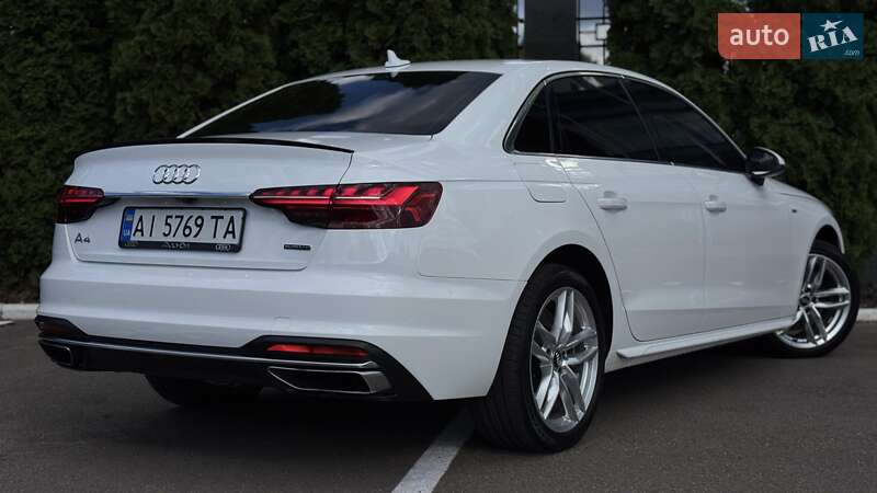 Седан Audi A4 2020 в Киеве