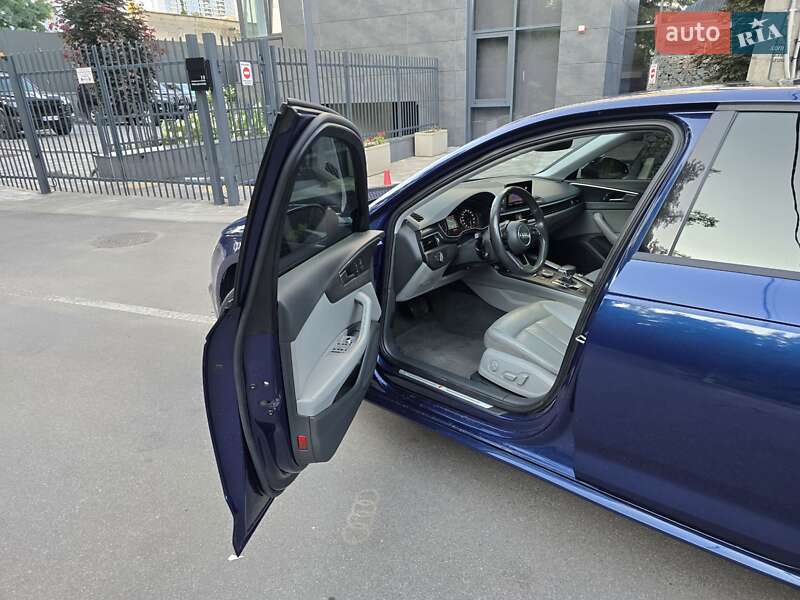 Седан Audi A4 2018 в Киеве