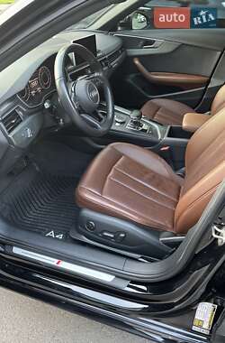 Седан Audi A4 2018 в 